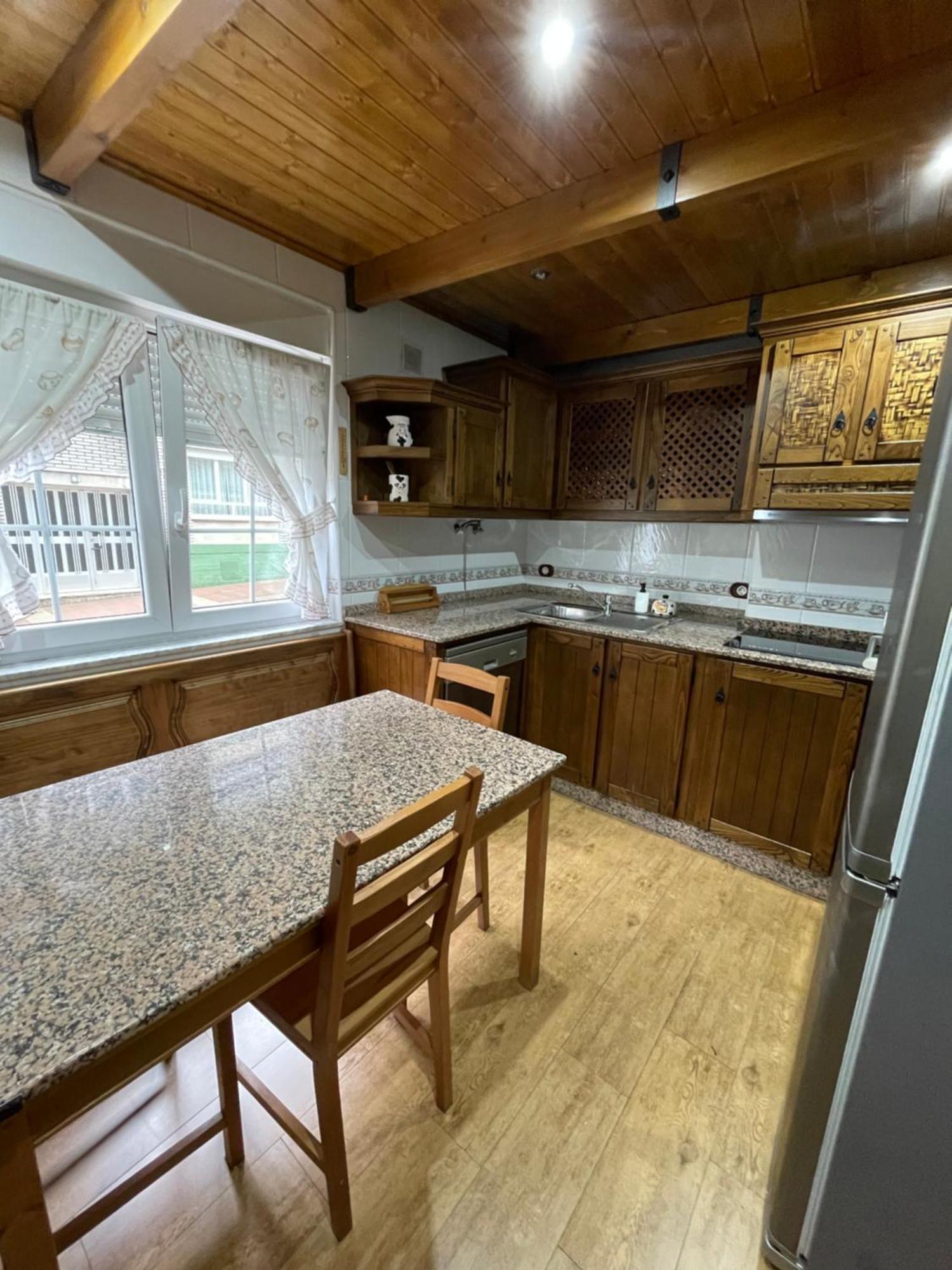 Apartamento La Veiga Cerredo Luaran gambar