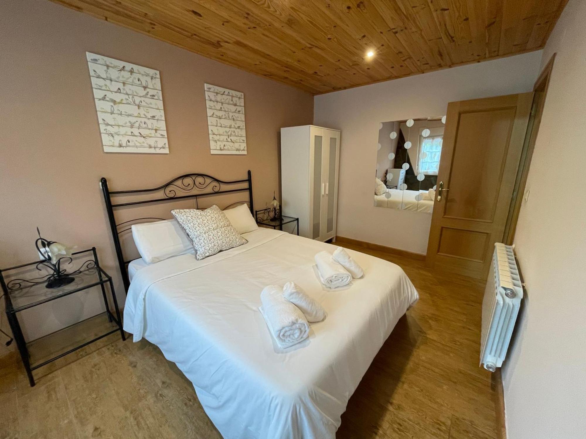Apartamento La Veiga Cerredo Luaran gambar